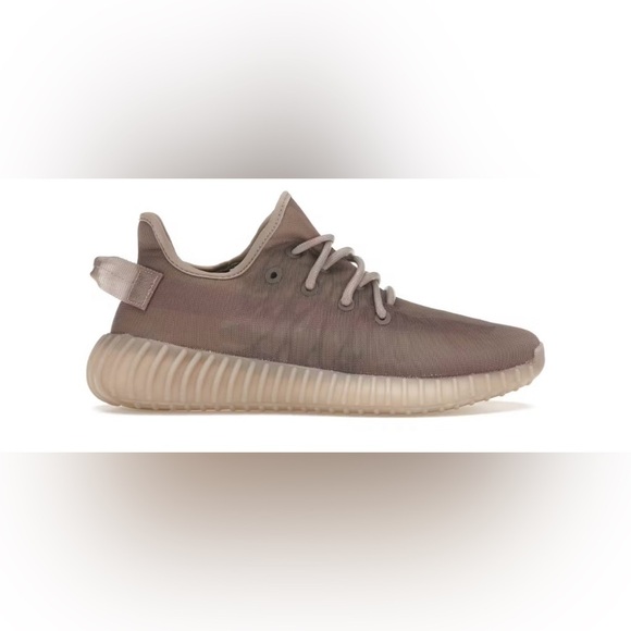 adidas Yeezy Boost 350 V2
Mono Mist
Men 6
Color released exclusively  in EU - Picture 1 of 9